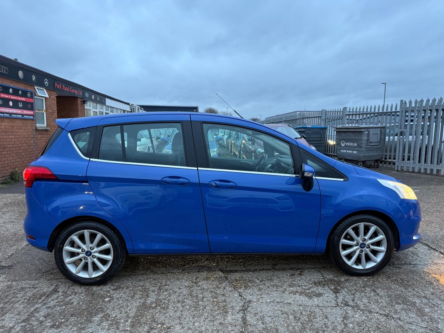 Used Ford B-MAX 2016 for sale - 77156717: Photo 2
