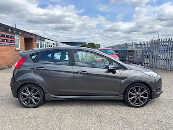 Used Ford Fiesta 2017 for sale - 75119450: Photo