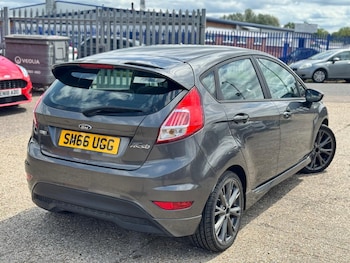 Used Ford Fiesta 2017 for sale - 75119450: Photo