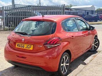 Used Peugeot 208 2016 for sale - 79441620: Photo