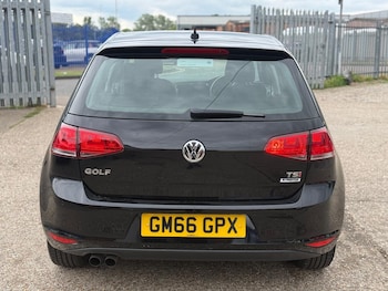 Used Volkswagen Golf 2017 for sale - 78244461: Photo