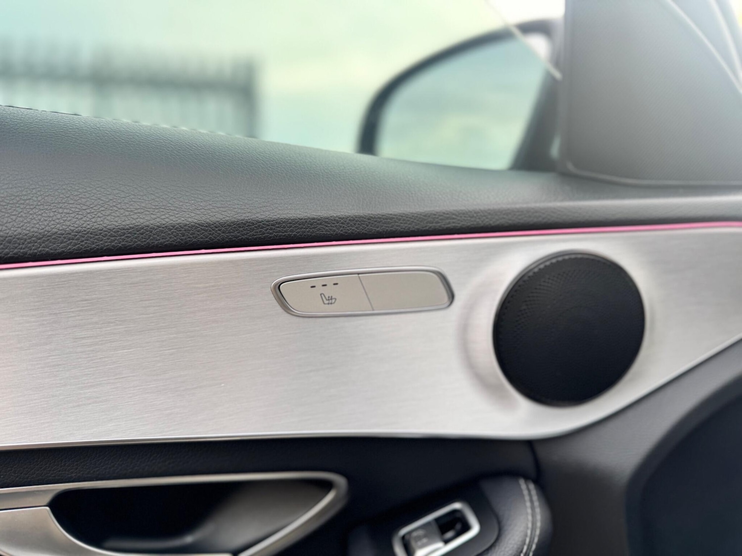 Used Mercedes-Benz C Class 2019 for sale - 76832562: Photo 10