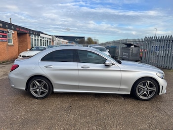 Used Mercedes-Benz C Class 2019 for sale - 76832562: Photo