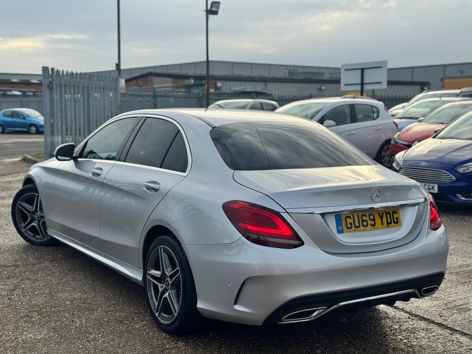 Used Mercedes-Benz C Class 2019 for sale - 76832562: Photo 5