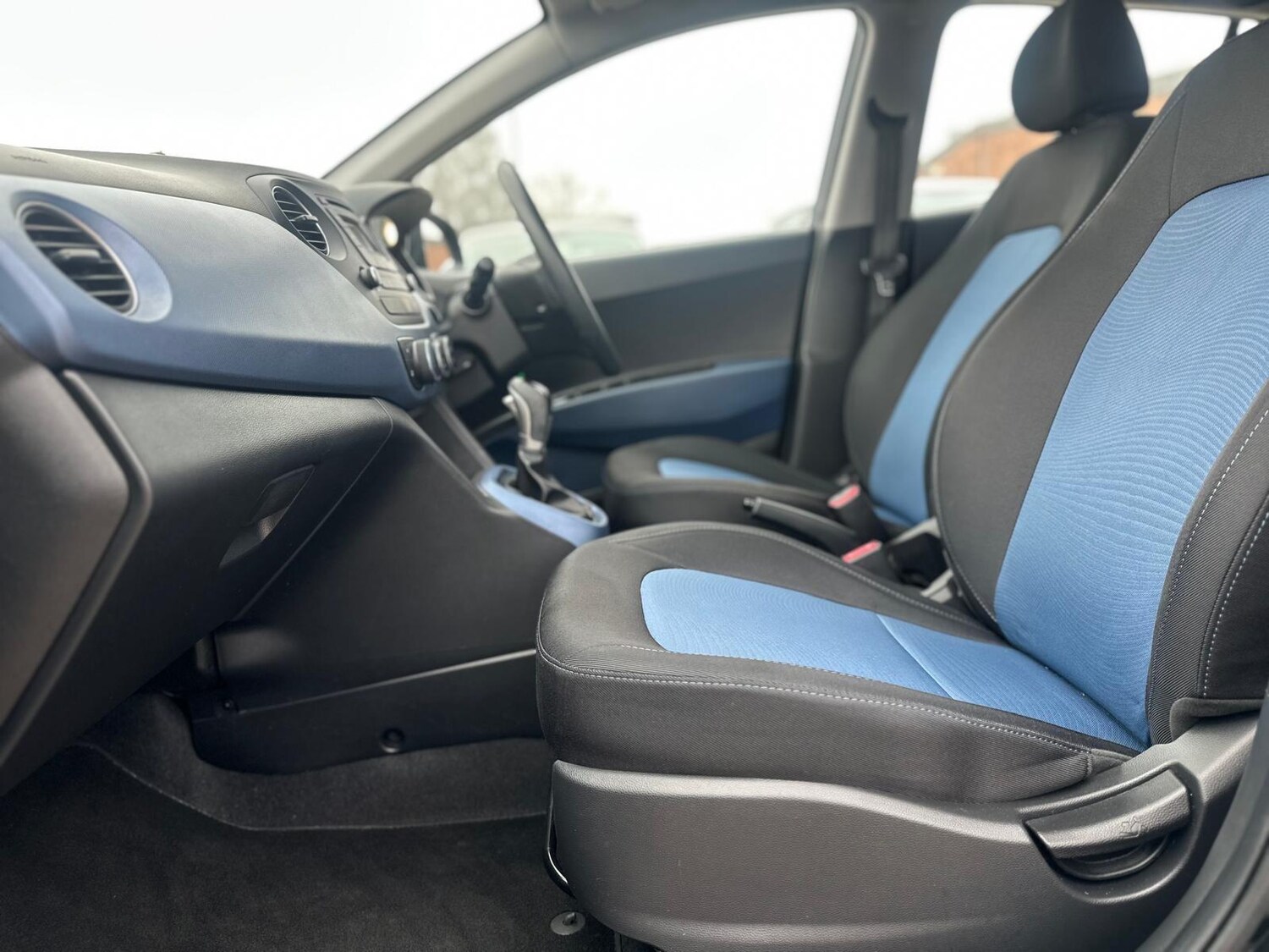 Used Hyundai i10 2016 for sale - 77646073: Photo 10