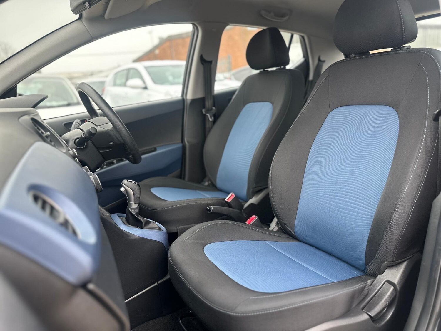 Used Hyundai i10 2016 for sale - 77646073: Photo 11