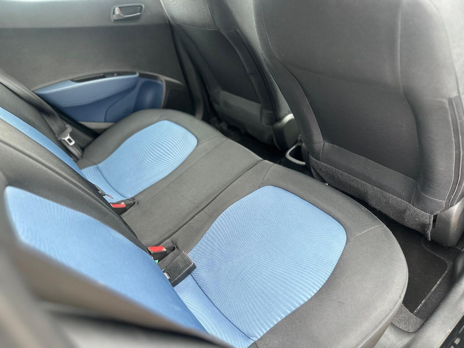 Used Hyundai i10 2016 for sale - 77646073: Photo 19