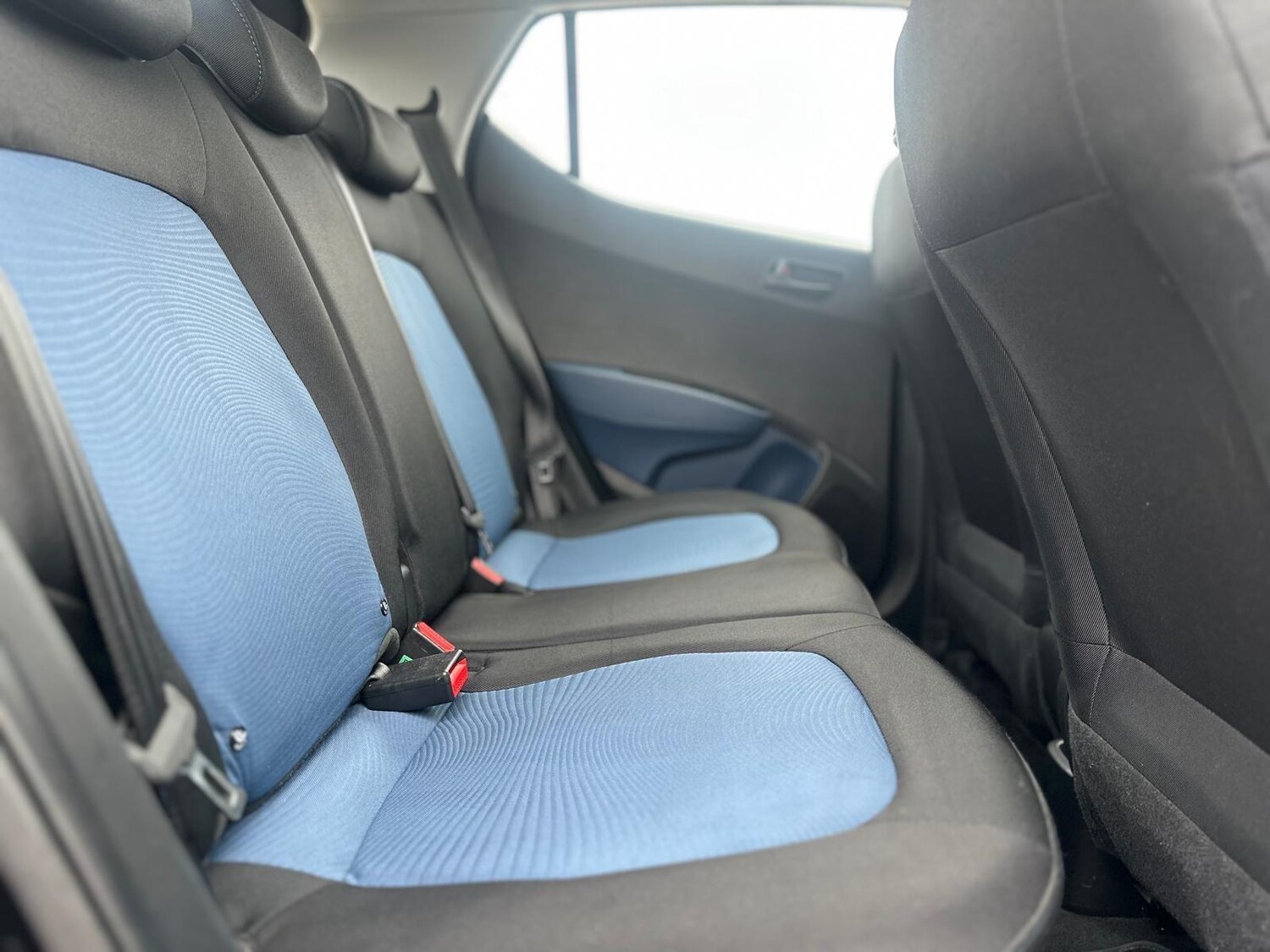 Used Hyundai i10 2016 for sale - 77646073: Photo 20