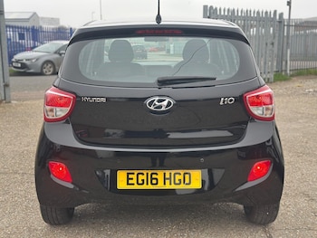 Used Hyundai i10 2016 for sale - 77646073: Photo