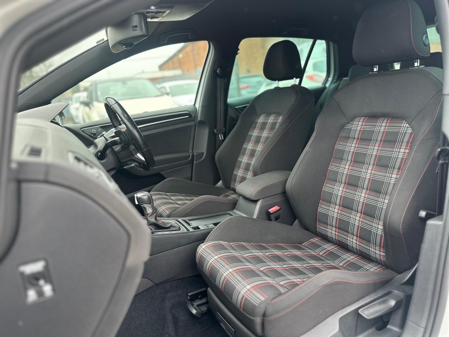 Used Volkswagen Golf for sale - 77611757: Photo 11