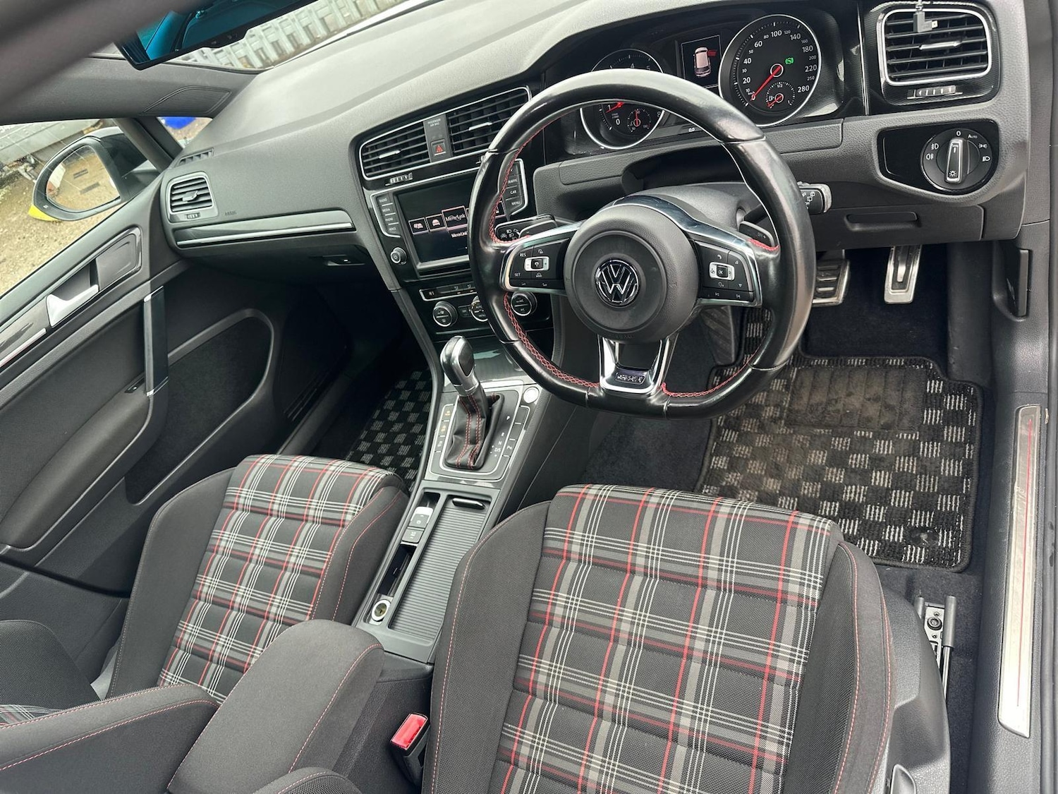 Used Volkswagen Golf for sale - 77611757: Photo 13