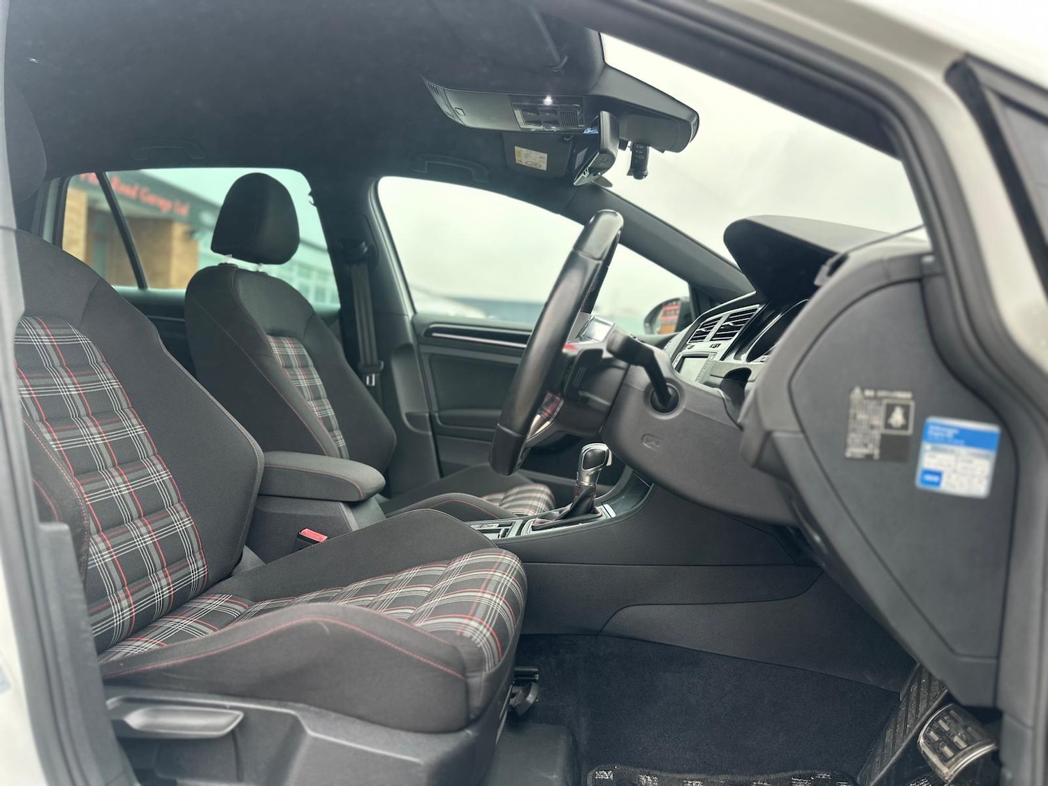 Used Volkswagen Golf for sale - 77611757: Photo 14