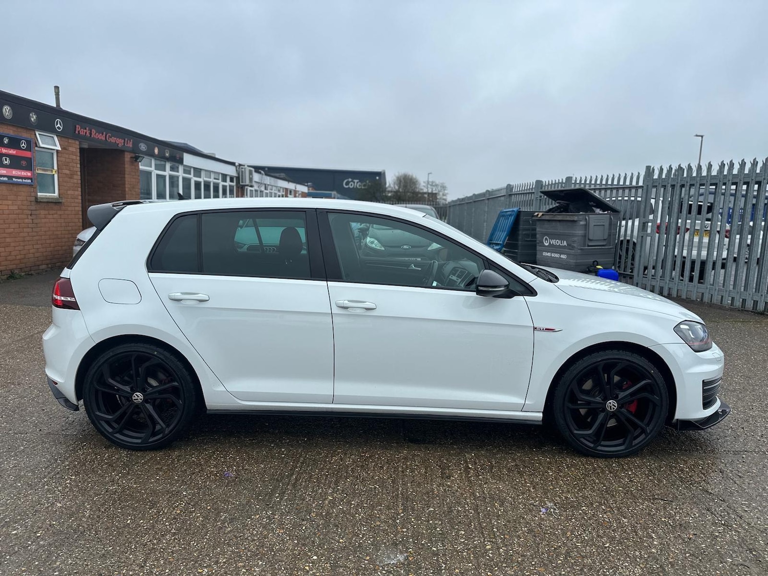 Used Volkswagen Golf for sale - 77611757: Photo 2