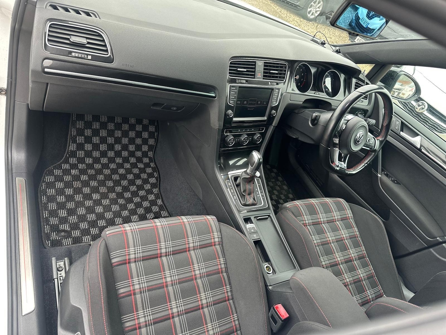 Used Volkswagen Golf for sale - 77611757: Photo 9