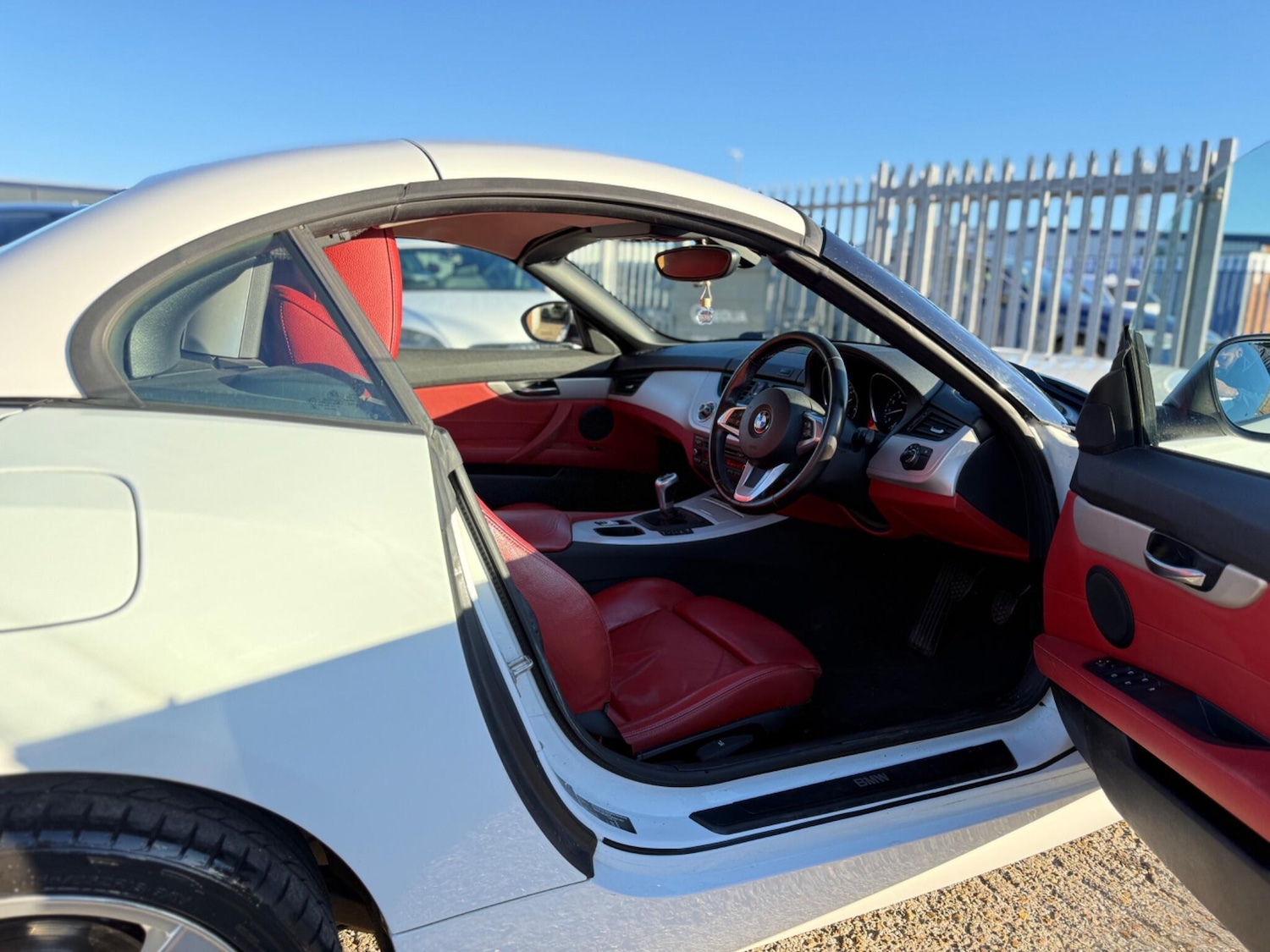 Used BMW Z4 2011 for sale - 76759703: Photo 13