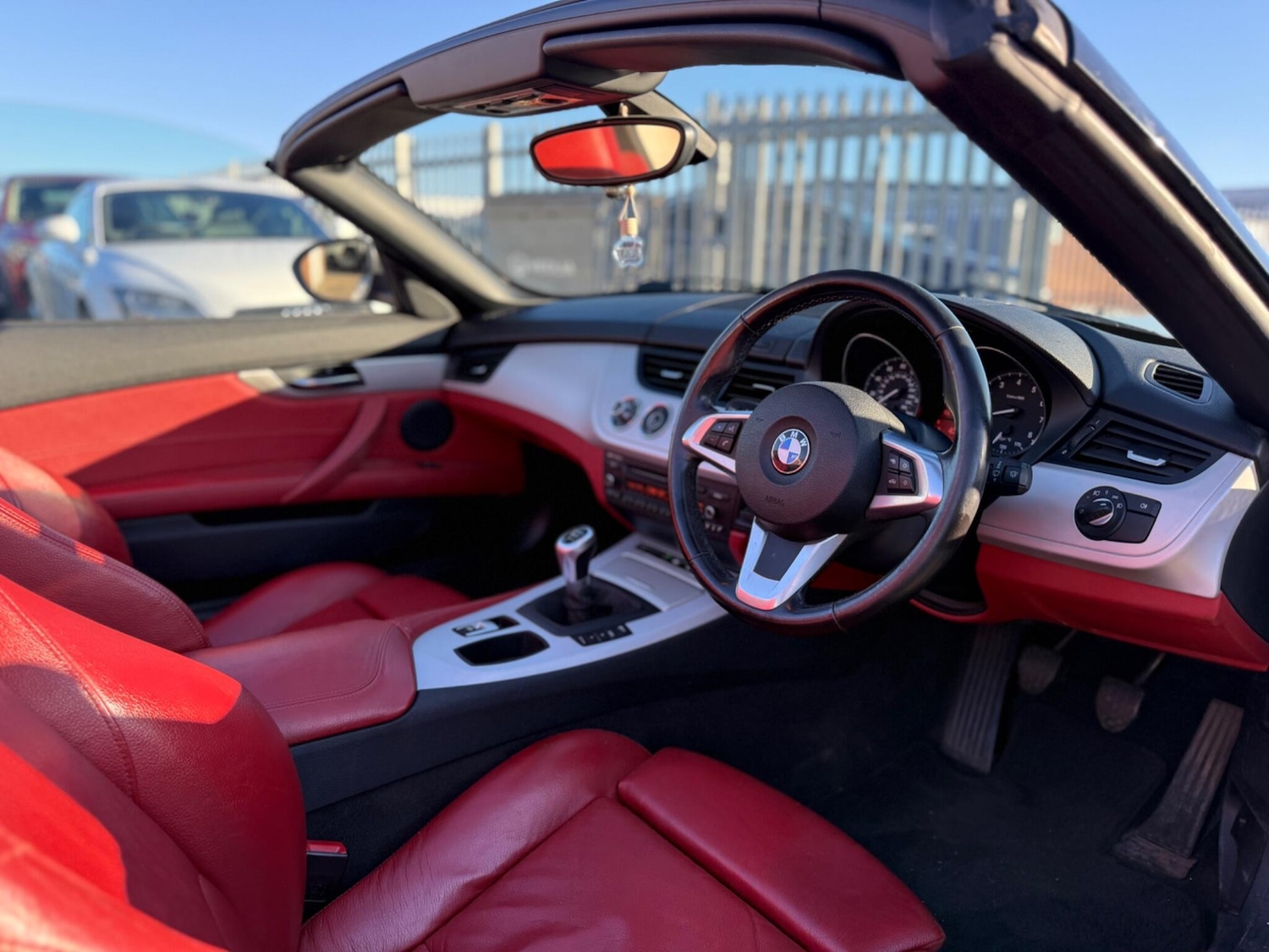 Used BMW Z4 2011 for sale - 76759703: Photo 9