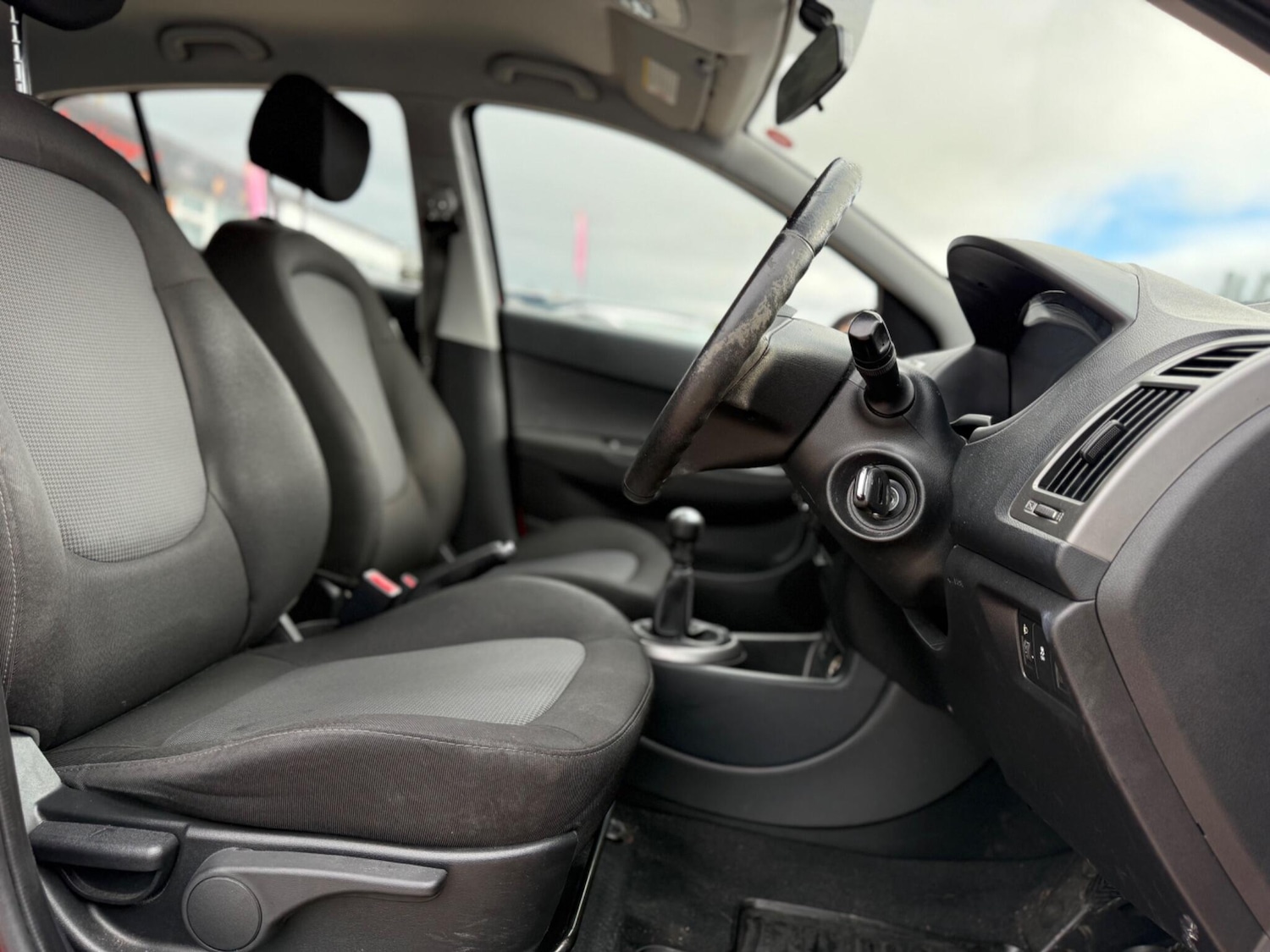 Used Hyundai i20 2013 for sale - 76296127: Photo 11