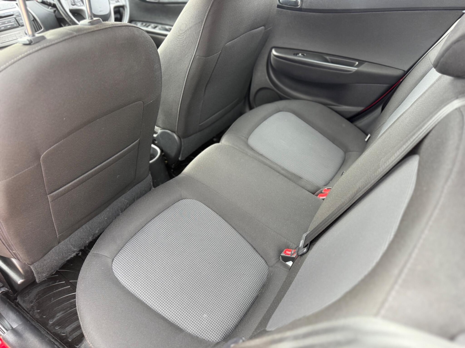 Used Hyundai i20 2013 for sale - 76296127: Photo 20