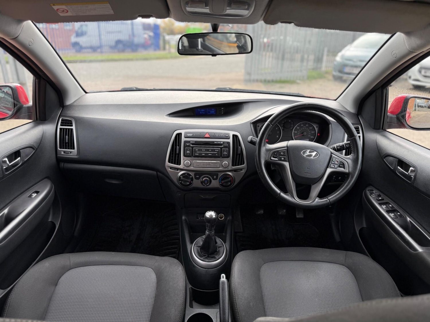Used Hyundai i20 2013 for sale - 76296127: Photo 23
