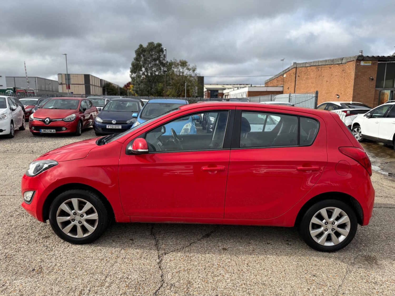 Used Hyundai i20 2013 for sale - 76296127: Photo 5