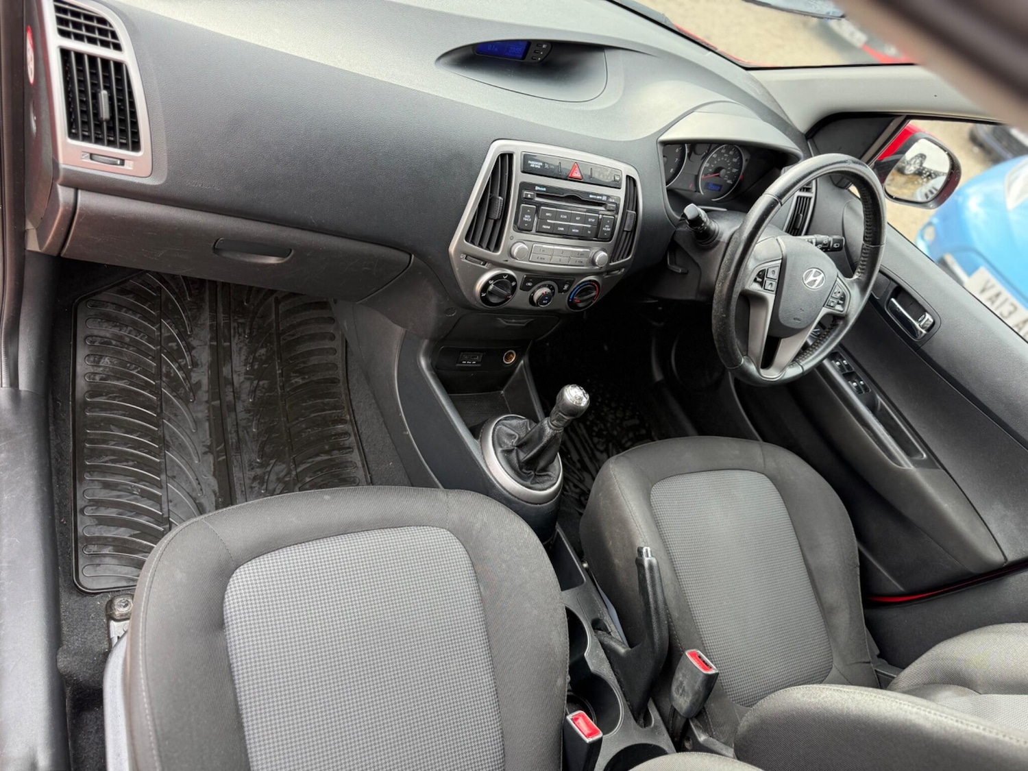 Used Hyundai i20 2013 for sale - 76296127: Photo 7