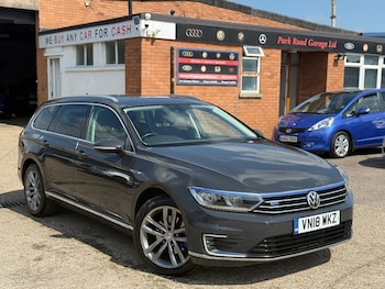 Used Volkswagen Passat 2018 for sale - 78471201: Photo