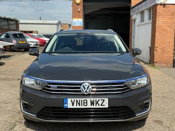 Used Volkswagen Passat 2018 for sale - 78471201: Photo