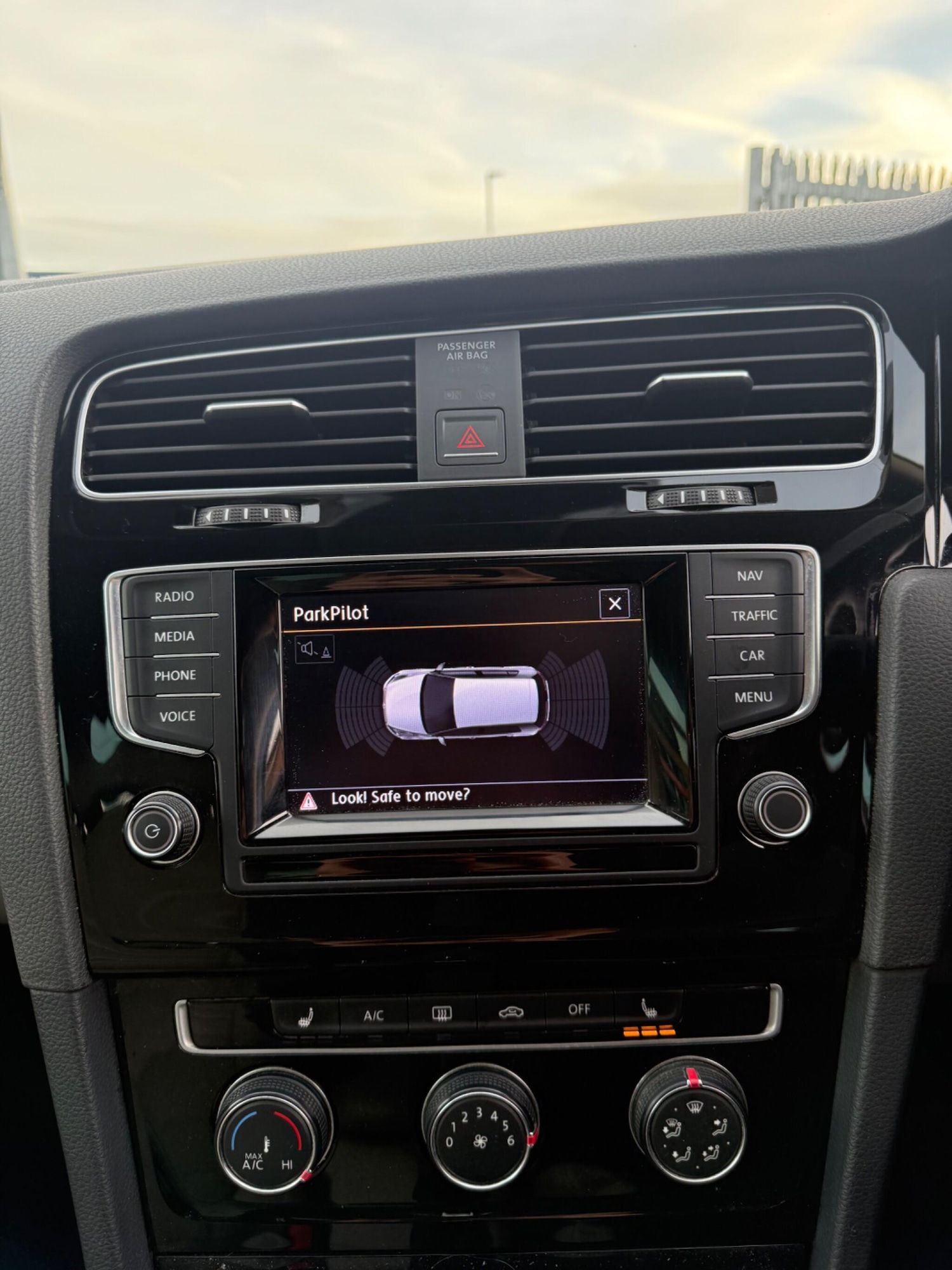 Used Volkswagen Golf 2013 for sale - 77108767: Photo 16