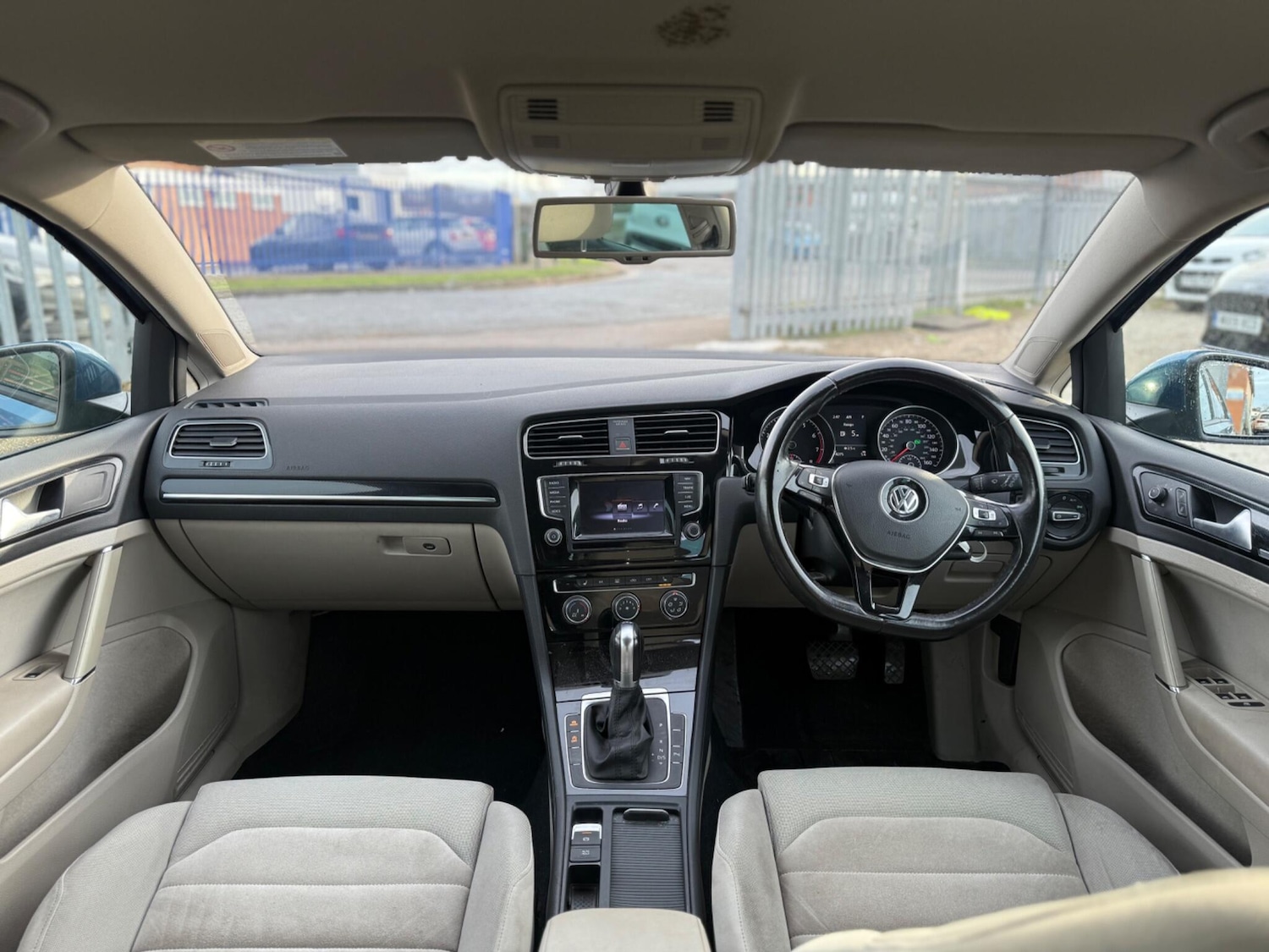 Used Volkswagen Golf 2013 for sale - 77108767: Photo 23