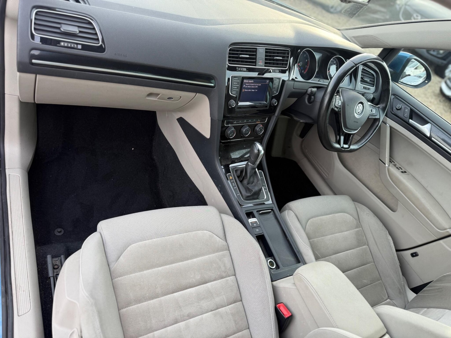 Used Volkswagen Golf 2013 for sale - 77108767: Photo 9