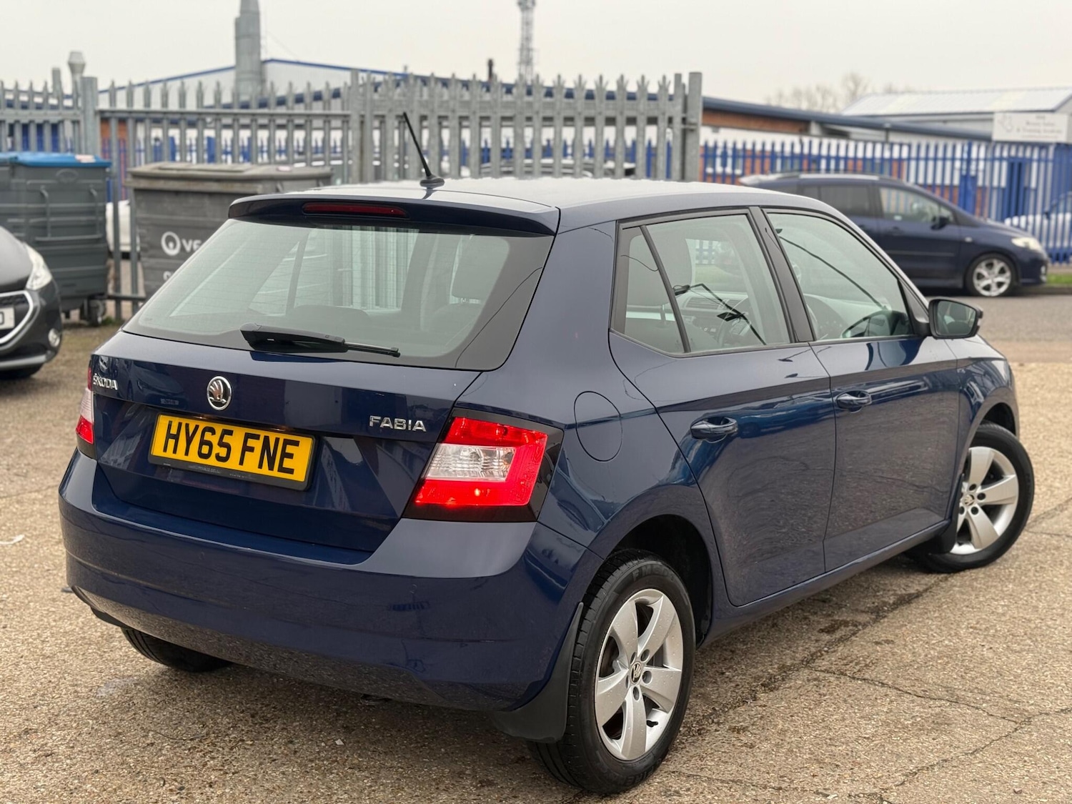 Used Skoda Fabia 2015 for sale - 77320602: Photo 3