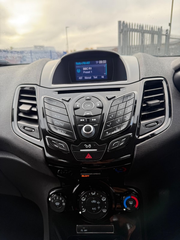 Used Ford Fiesta 2016 for sale - 76239202: Photo 17