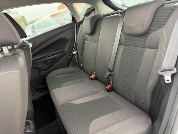 Used Ford Fiesta 2016 for sale - 76239202: Photo 24