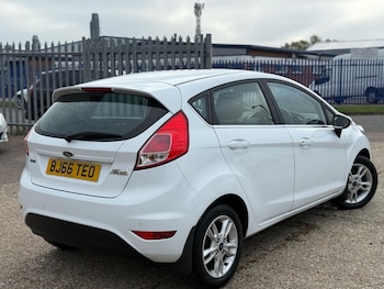Used Ford Fiesta 2016 for sale - 76239202: Photo 3