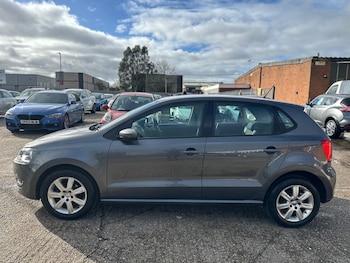 Used Volkswagen Polo 2010 for sale - 77320609: Photo
