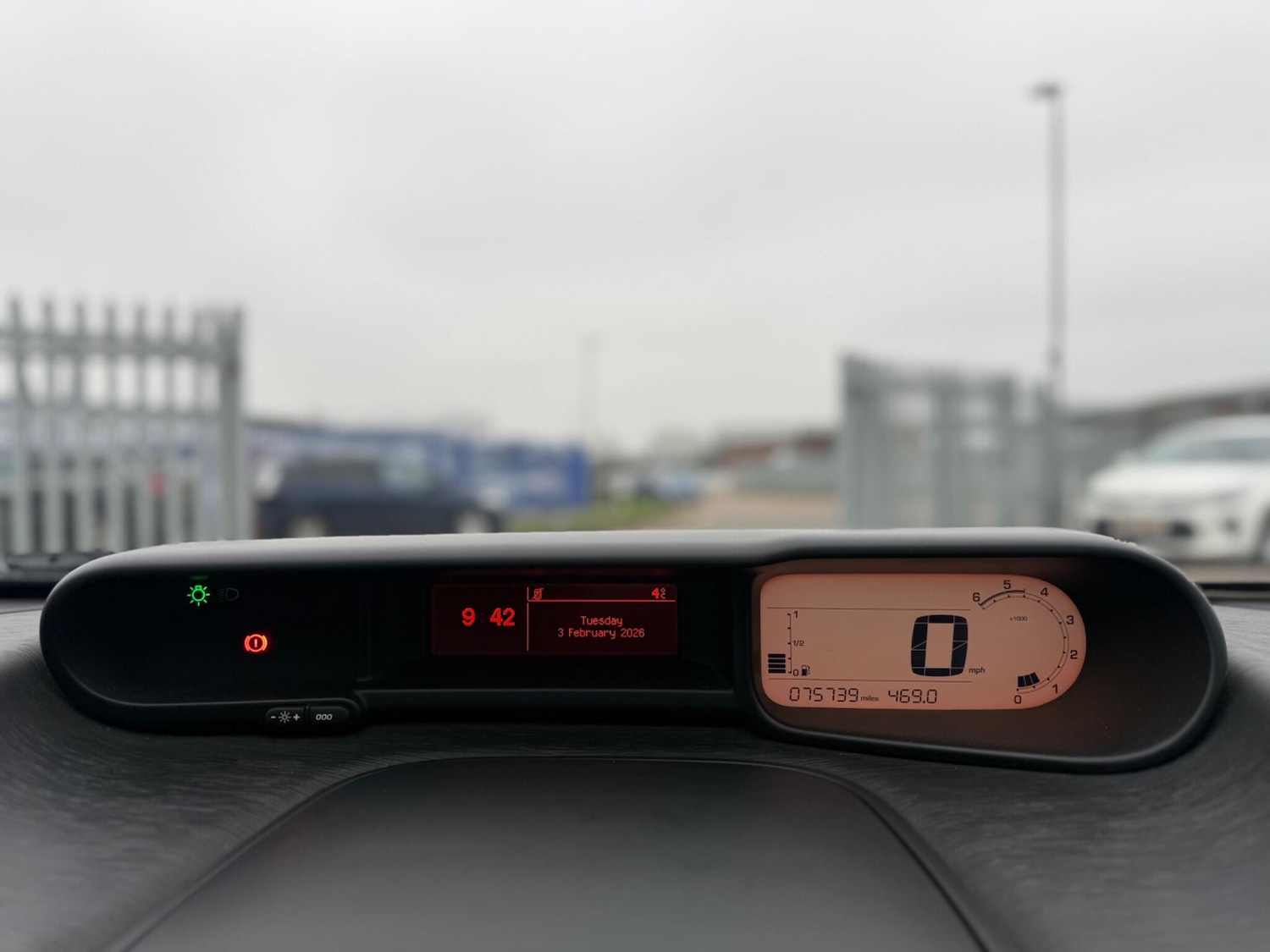 Used Citroen C3 Picasso 2015 for sale - 77425311: Photo 14