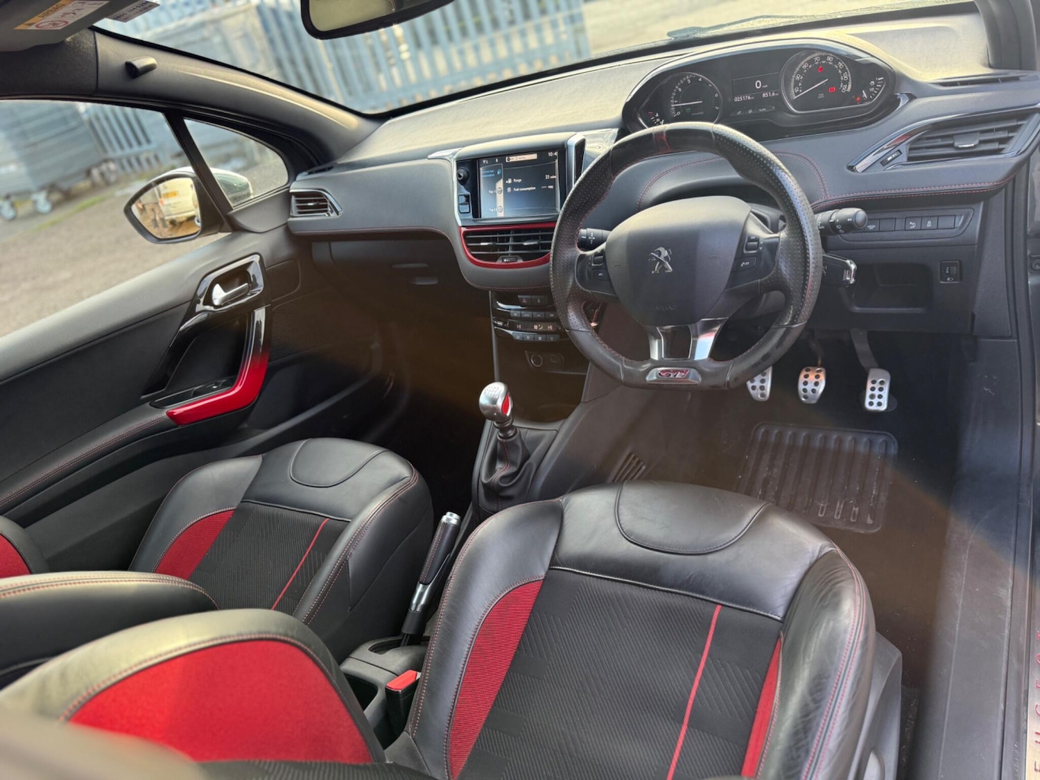 Used Peugeot 208 2013 for sale - 77163611: Photo 14