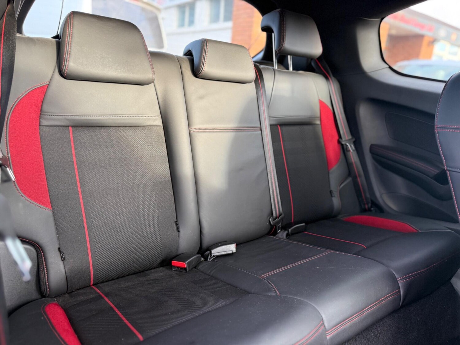 Used Peugeot 208 2013 for sale - 77163611: Photo 25