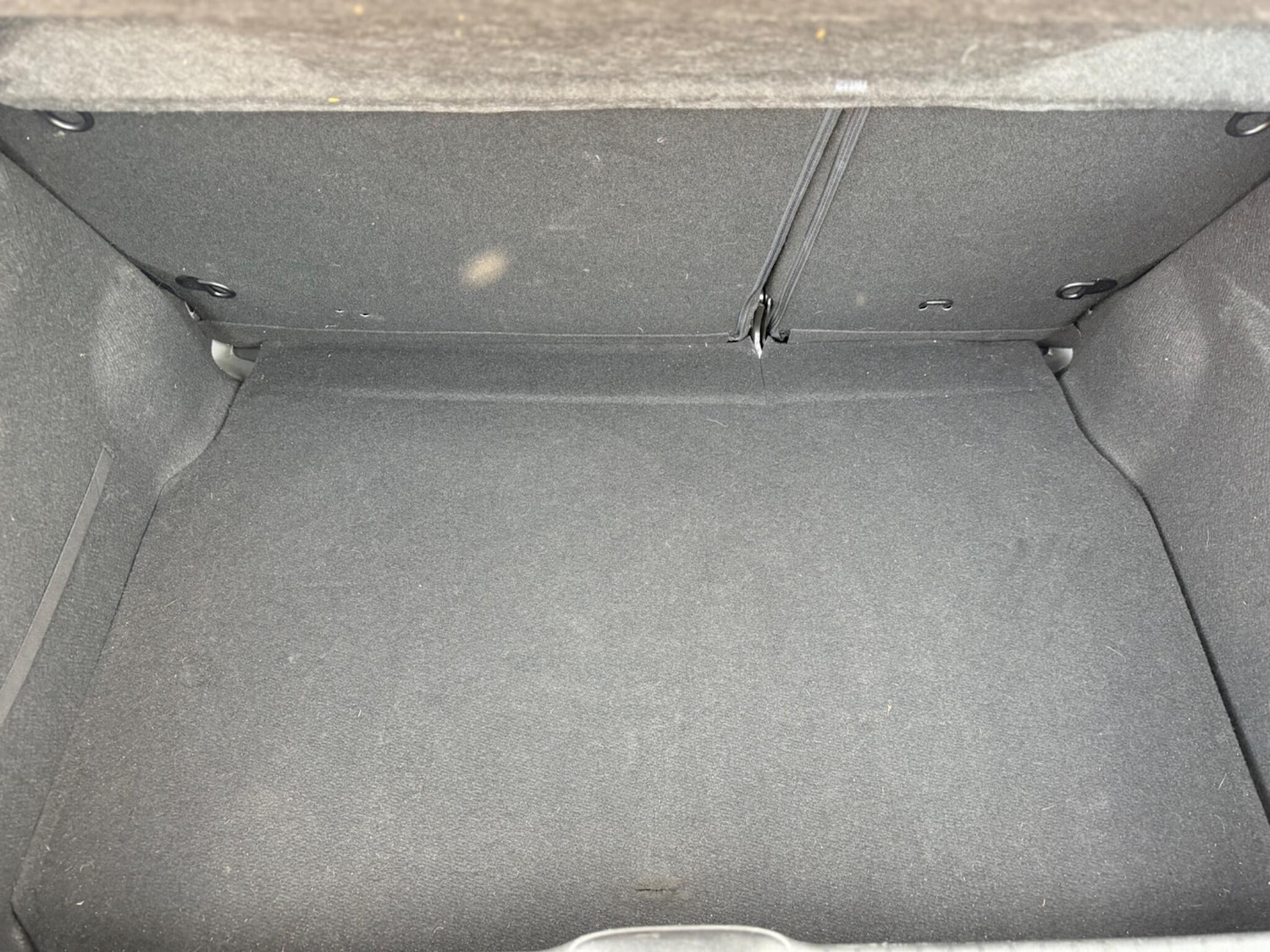 Used Peugeot 208 2013 for sale - 77163611: Photo 31