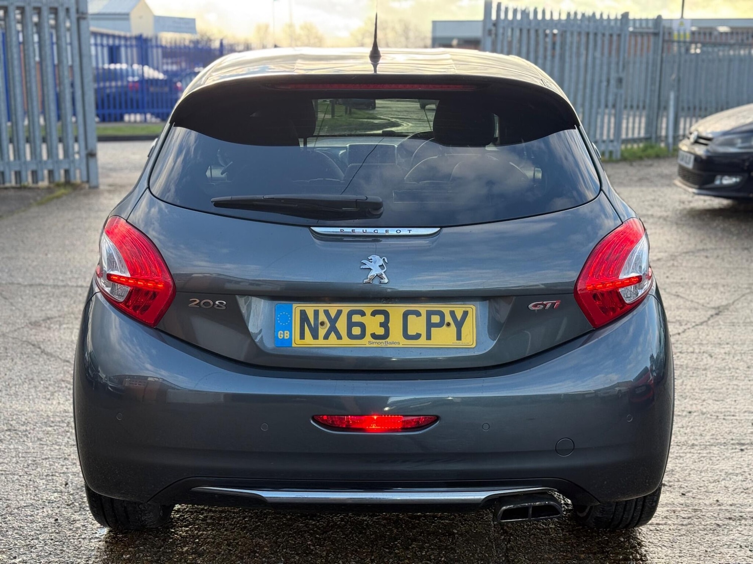 Used Peugeot 208 2013 for sale - 77163611: Photo 4