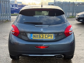 Used Peugeot 208 2013 for sale - 77163611: Photo