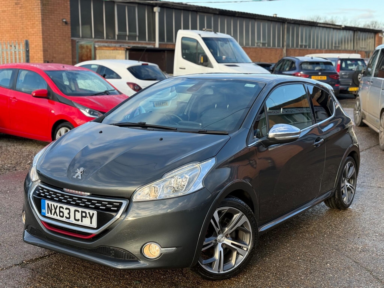 Used Peugeot 208 2013 for sale - 77163611: Photo 7