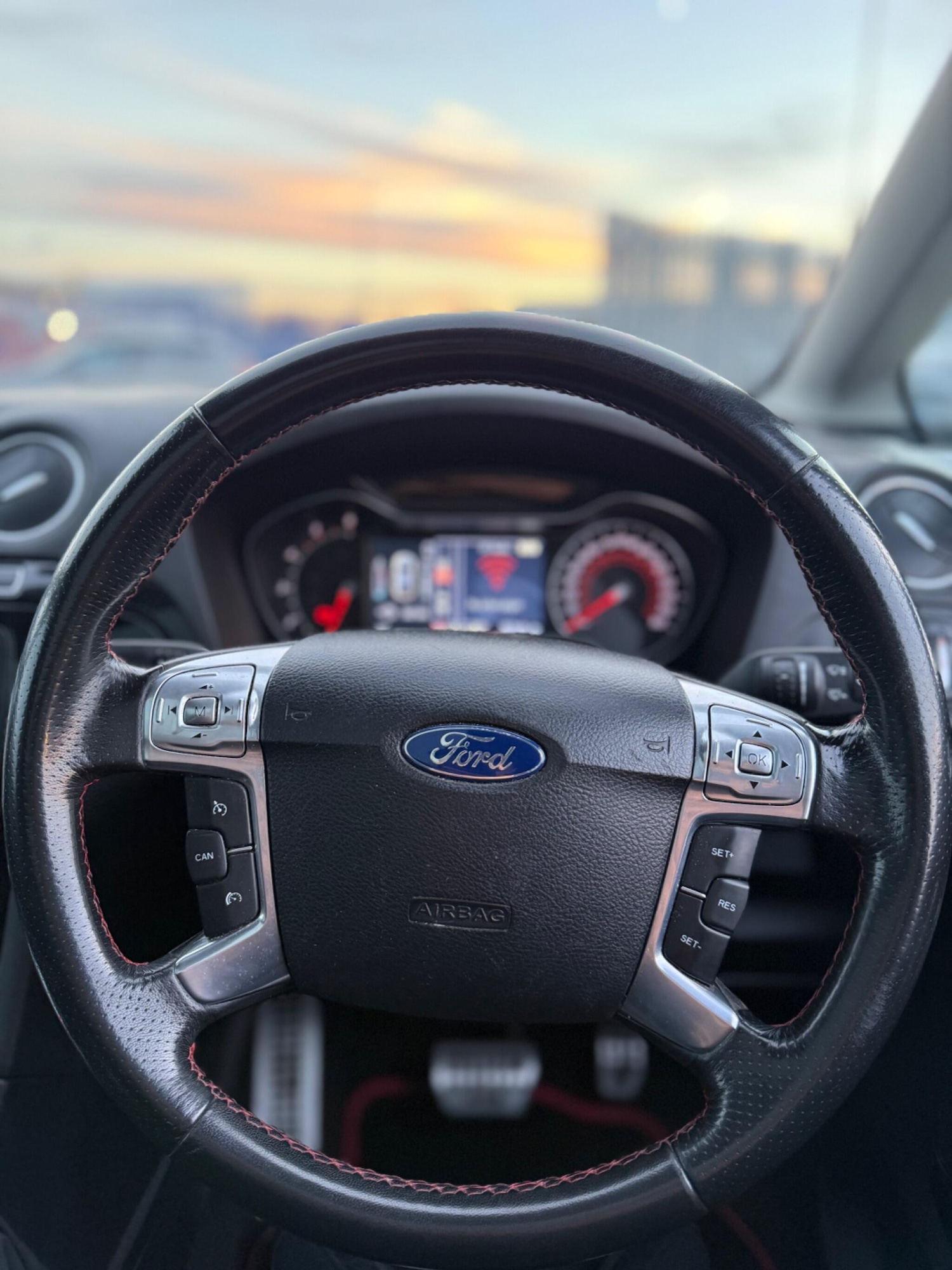 Used Ford S-Max 2011 for sale - 76714932: Photo 17