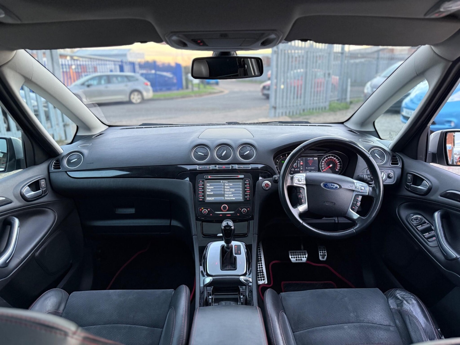 Used Ford S-Max 2011 for sale - 76714932: Photo 28