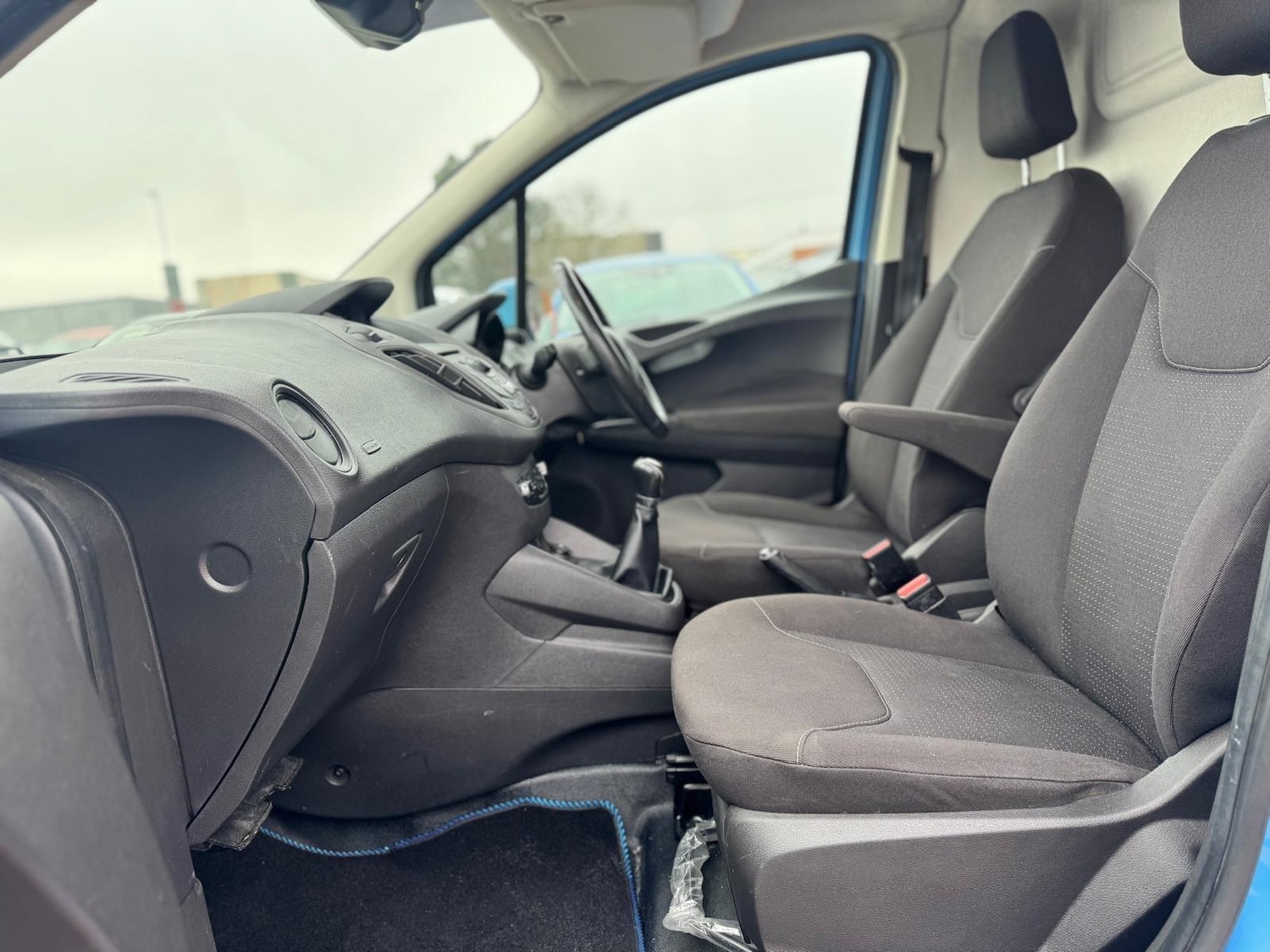 Used Ford Transit Courier 2014 for sale - 77242663: Photo 10