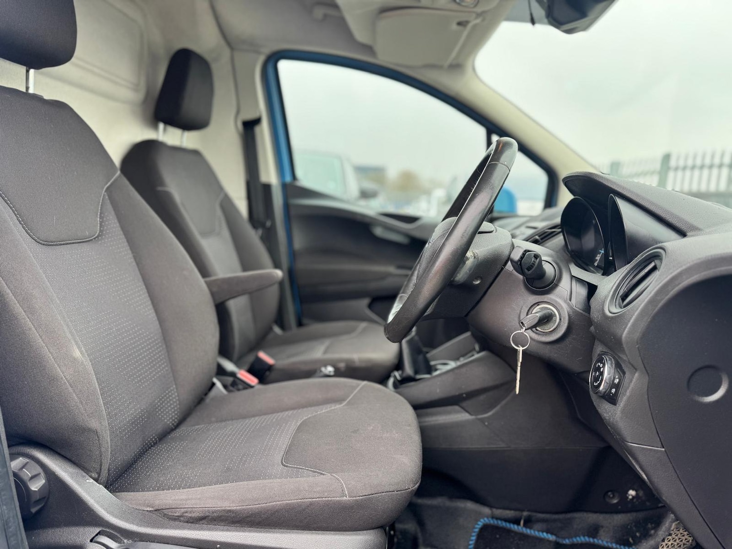 Used Ford Transit Courier 2014 for sale - 77242663: Photo 13