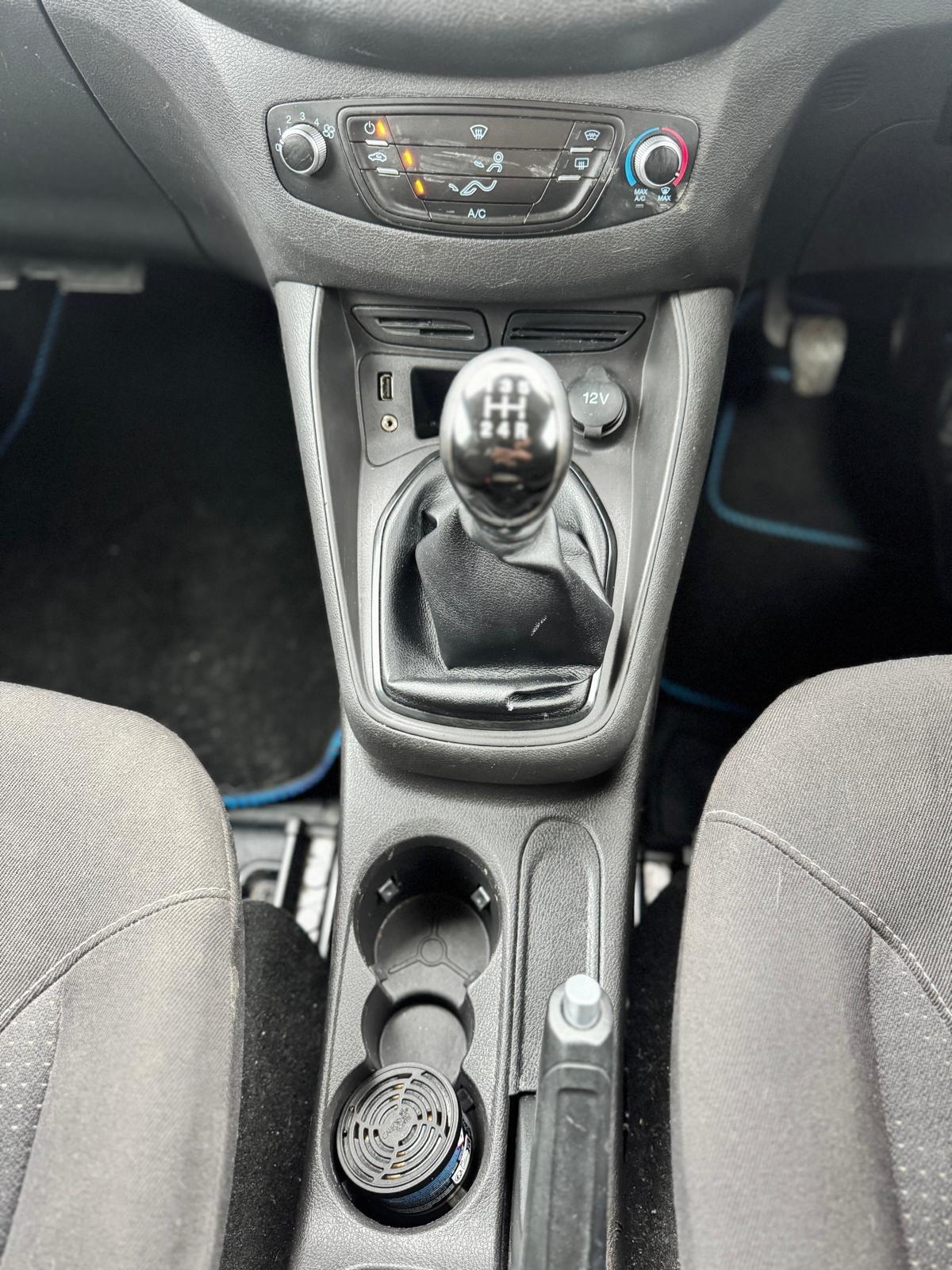 Used Ford Transit Courier 2014 for sale - 77242663: Photo 20