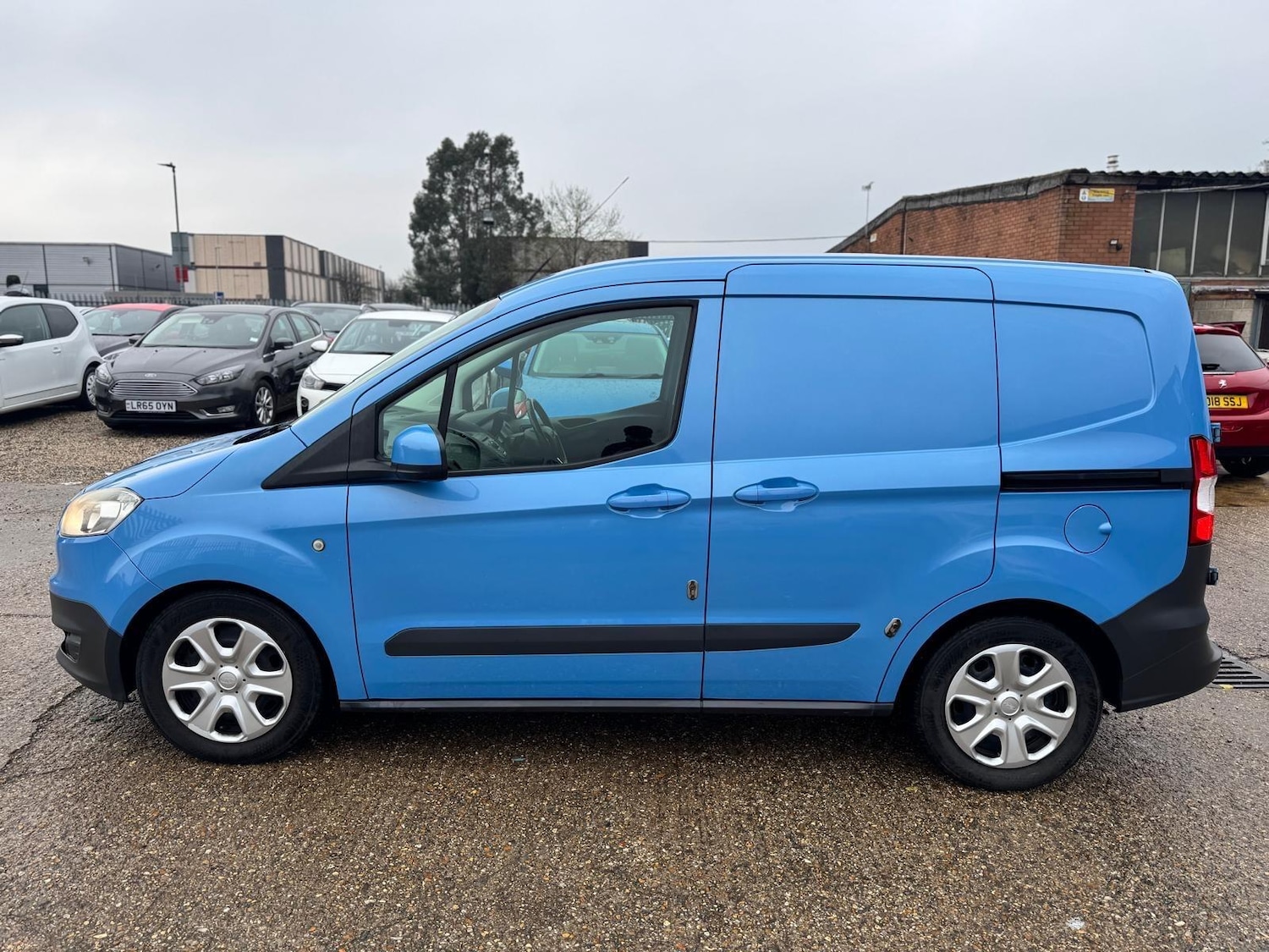 Used Ford Transit Courier 2014 for sale - 77242663: Photo 6
