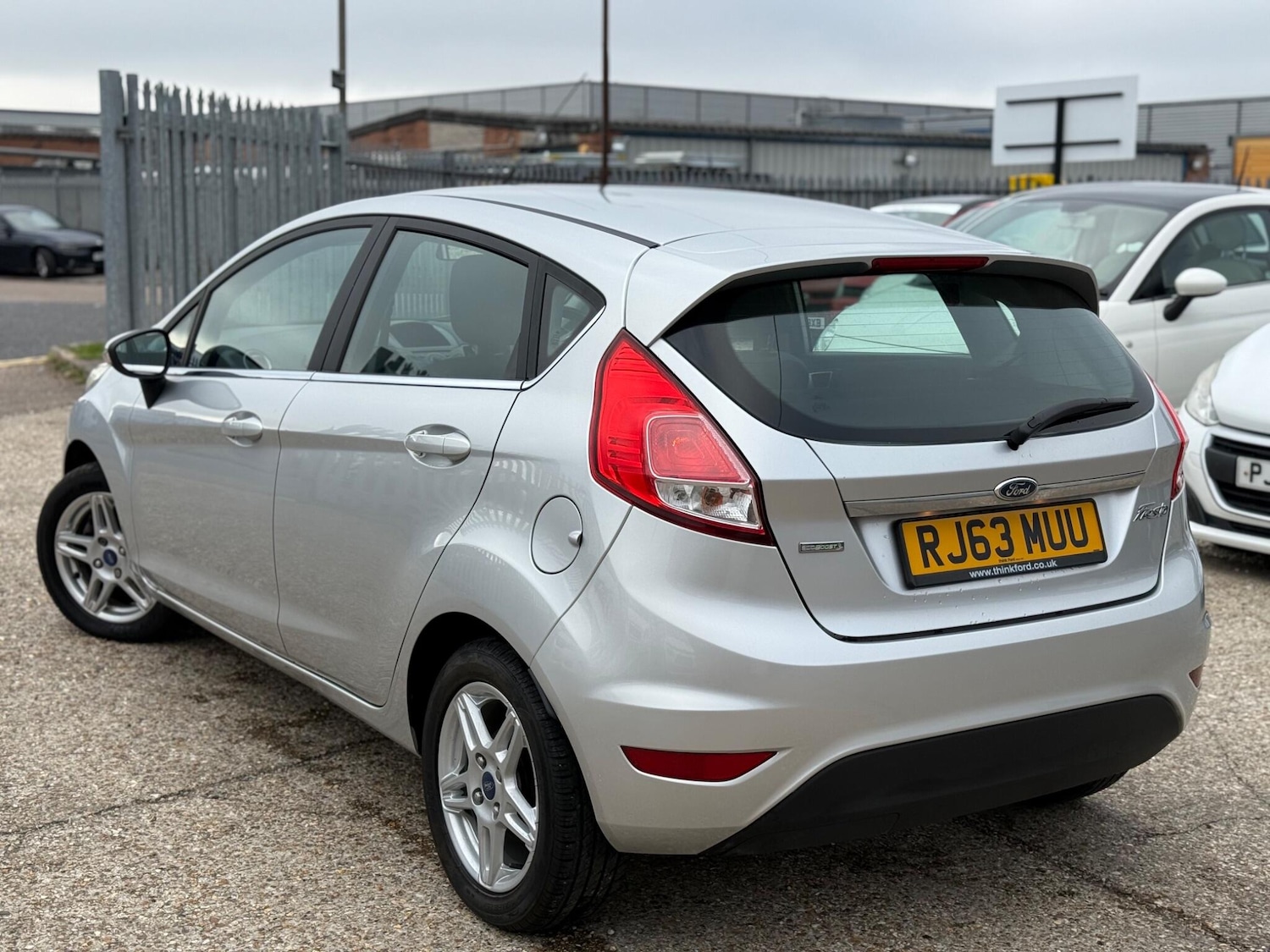 Used Ford Fiesta 2014 for sale - 76238592: Photo 5