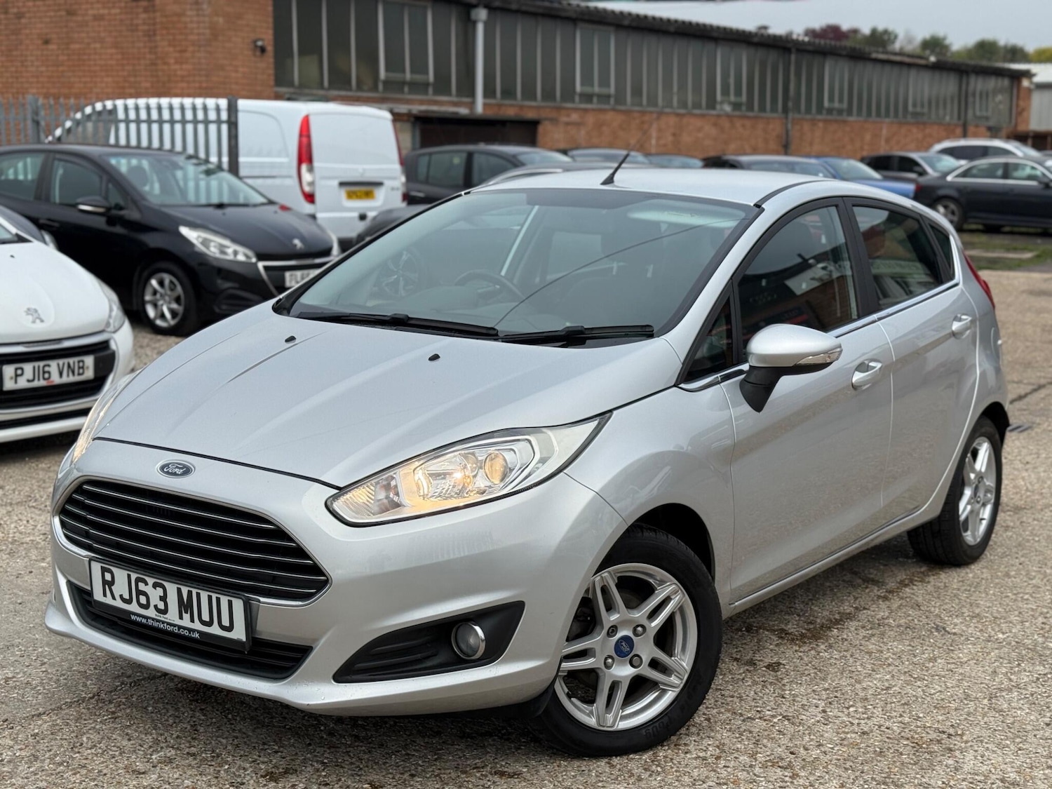 Used Ford Fiesta 2014 for sale - 76238592: Photo 7